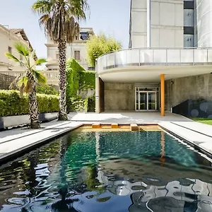 Ikonik Angli Hotel Barcelone